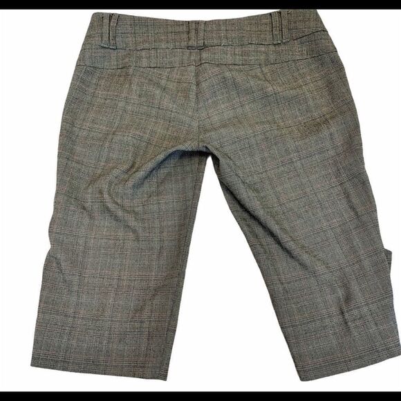 GUESS gray with pink stripe Bermuda plaid shorts size 26 - Picture 2 of 9